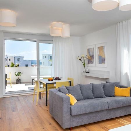 Luxury Apartment La Mer Murter Exterior photo