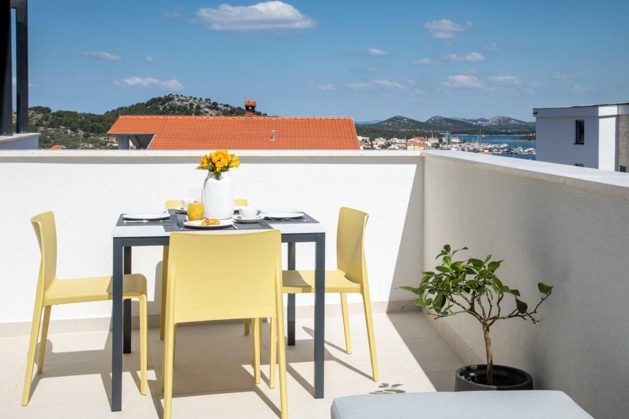 Luxury Apartment La Mer Murter Exterior photo