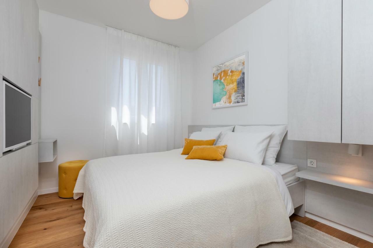 Luxury Apartment La Mer Murter Exterior photo
